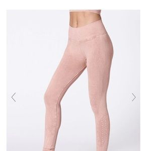 NUX Mineral Mesa Legging
